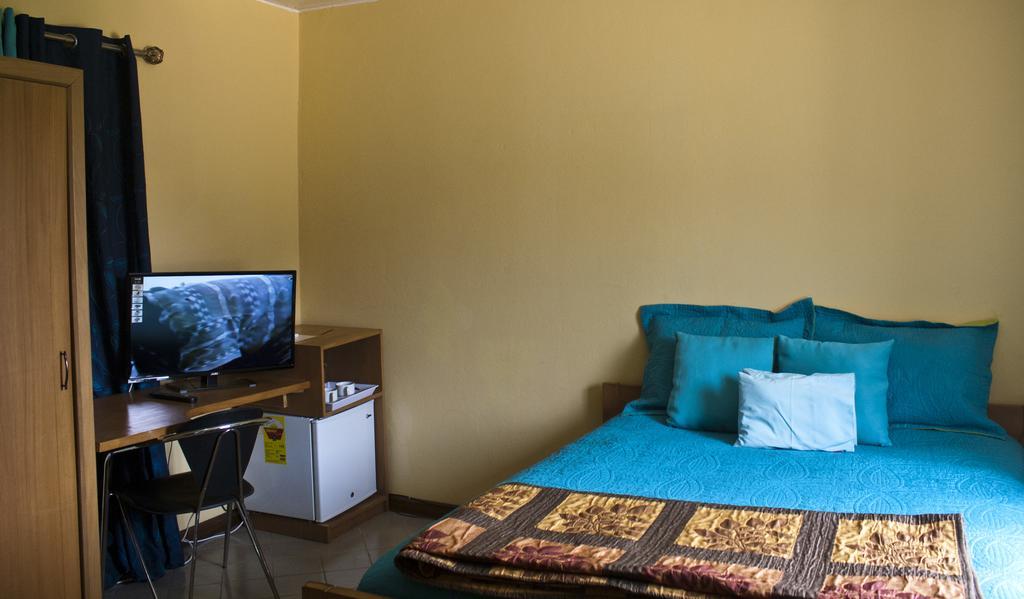 Quest Lodge Spintex ภายนอก รูปภาพ