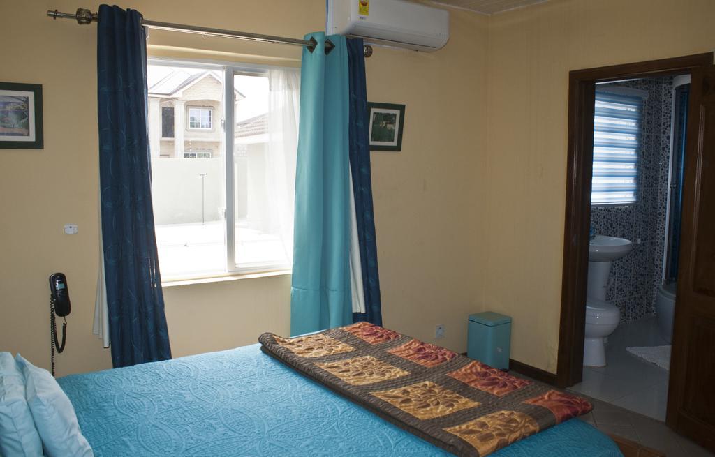 Quest Lodge Spintex ภายนอก รูปภาพ