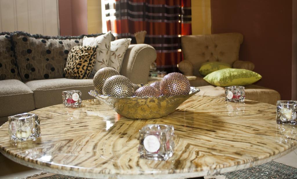Quest Lodge Spintex ภายนอก รูปภาพ