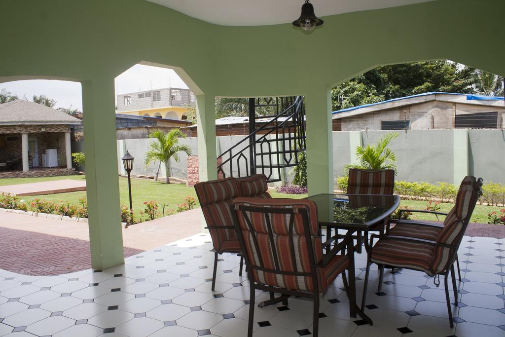 Quest Lodge Spintex ภายนอก รูปภาพ