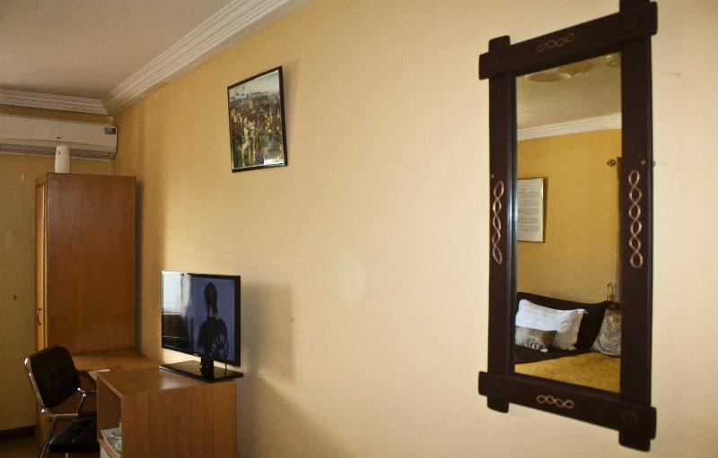 Quest Lodge Spintex ภายนอก รูปภาพ