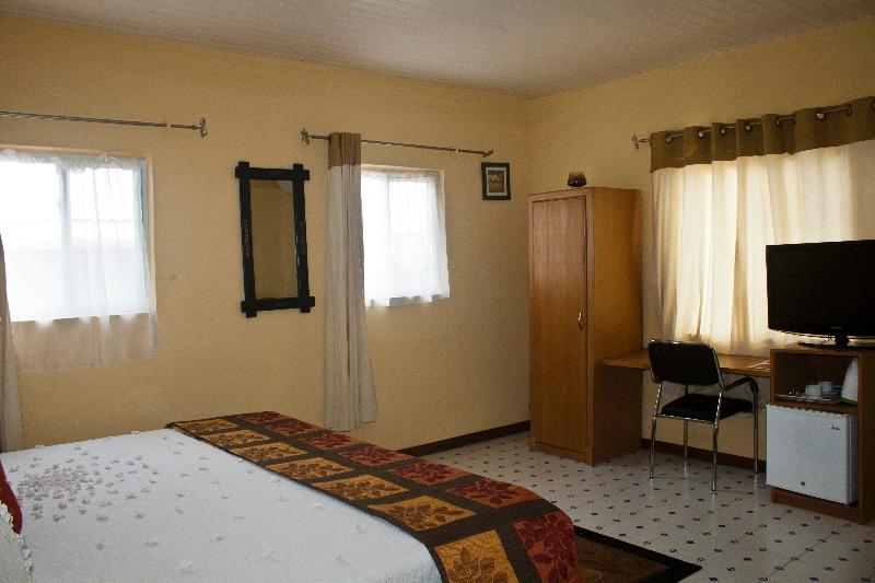 Quest Lodge Spintex ภายนอก รูปภาพ
