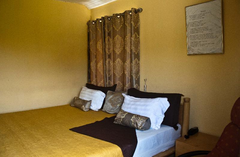 Quest Lodge Spintex ภายนอก รูปภาพ