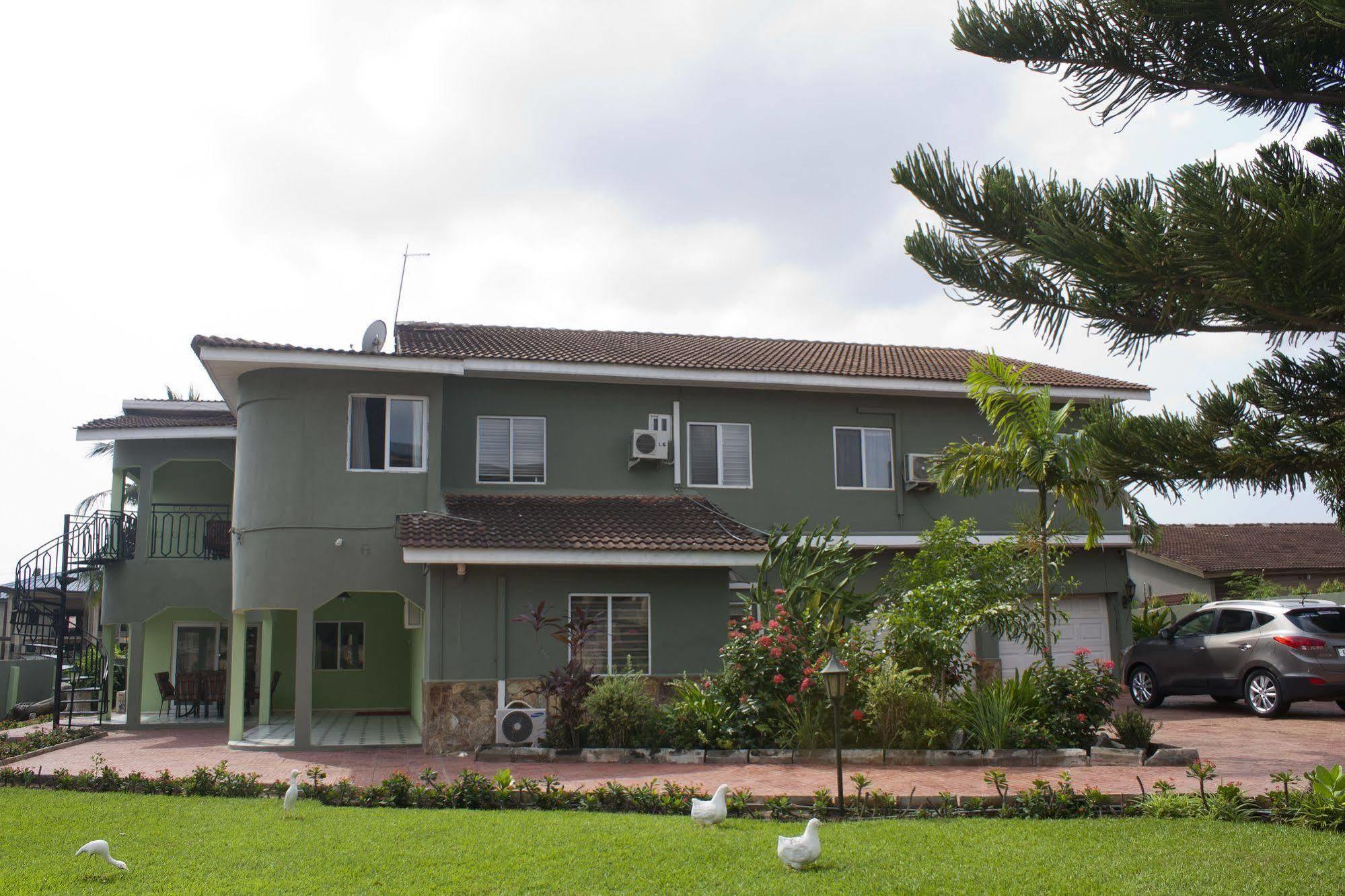 Quest Lodge Spintex ภายนอก รูปภาพ