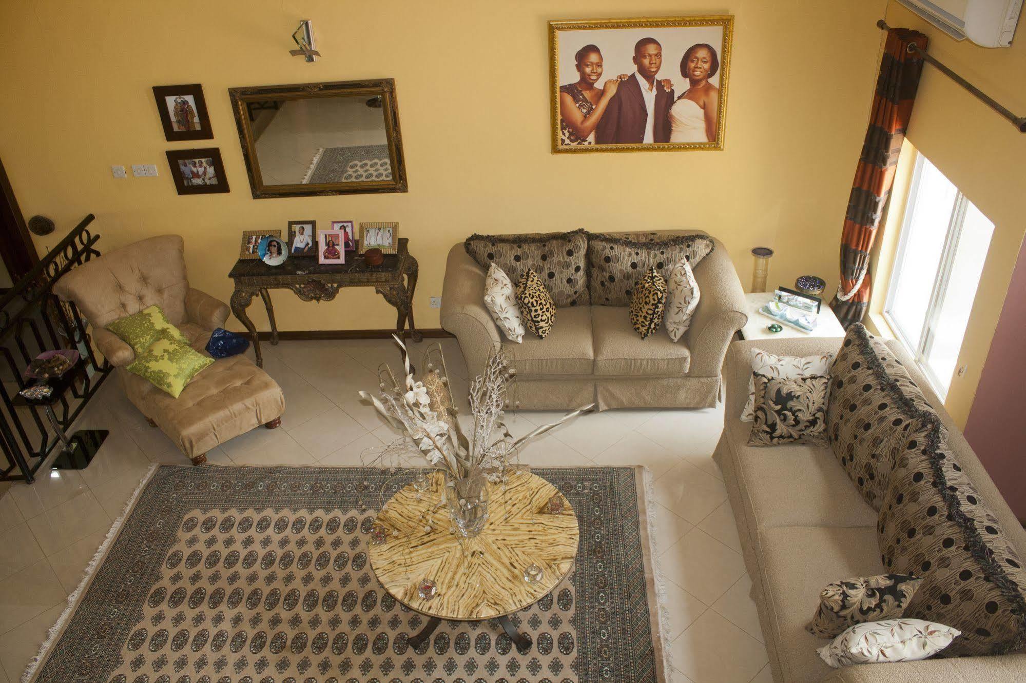 Quest Lodge Spintex ภายนอก รูปภาพ