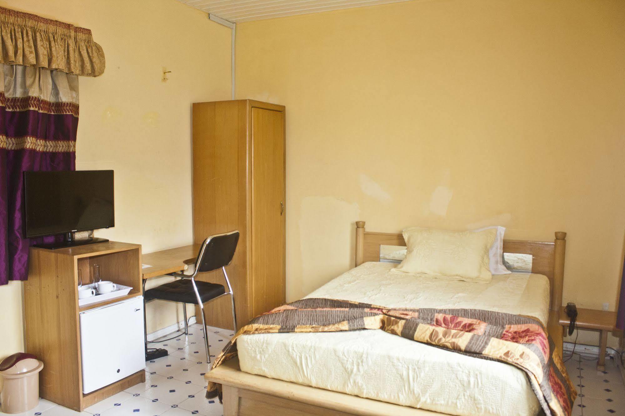 Quest Lodge Spintex ภายนอก รูปภาพ