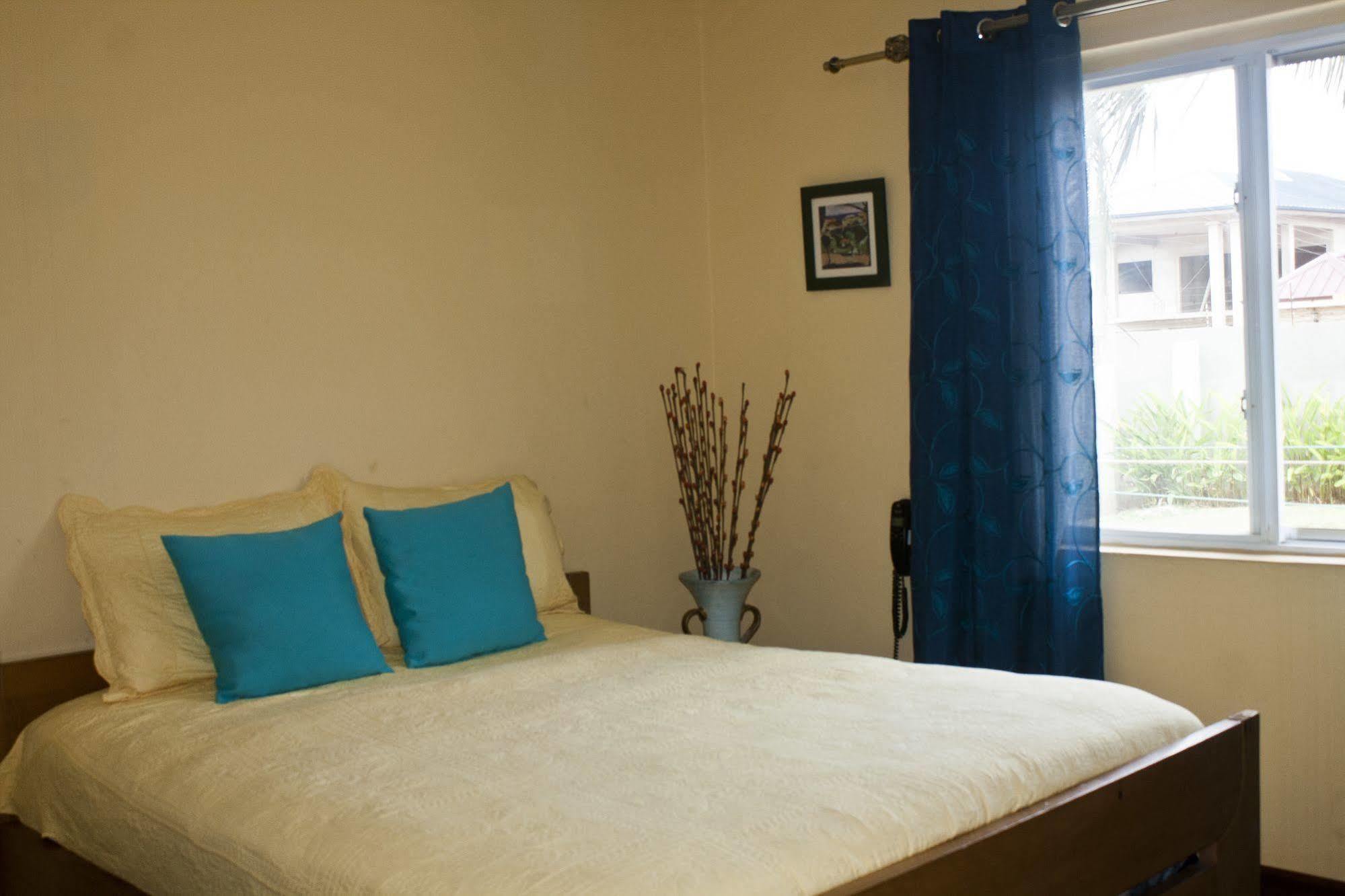 Quest Lodge Spintex ภายนอก รูปภาพ