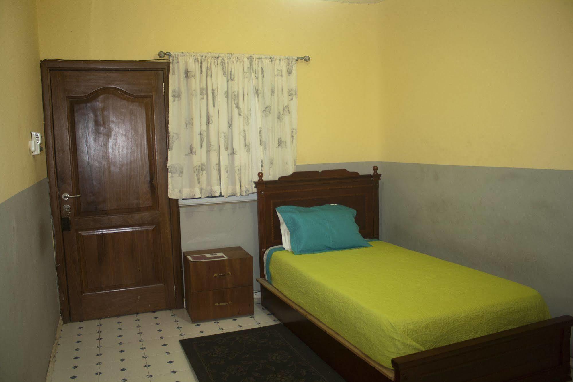 Quest Lodge Spintex ภายนอก รูปภาพ